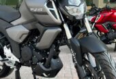 Yamaha FZS 2025