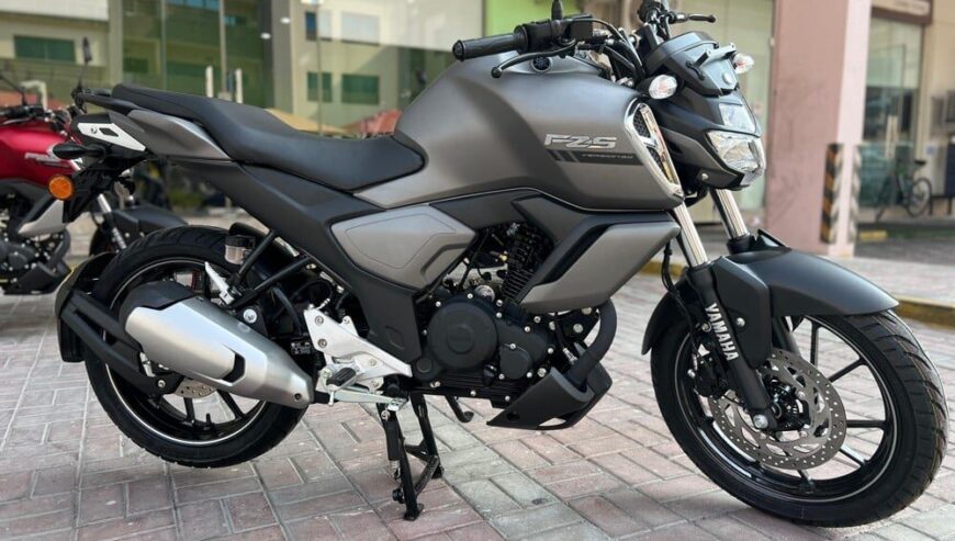 Yamaha FZS 2025