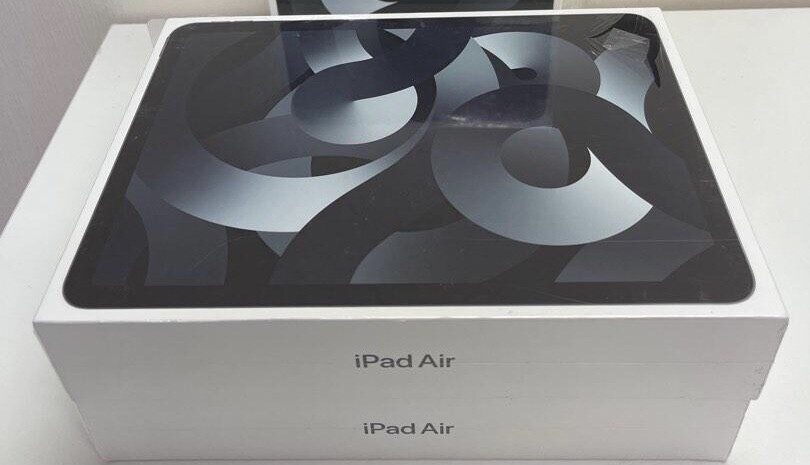 iPad Air 5 – New-64GB Wi-Fi