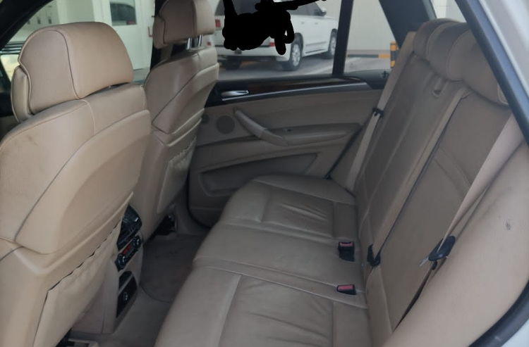 BMW X5 2008 8 Cylinder