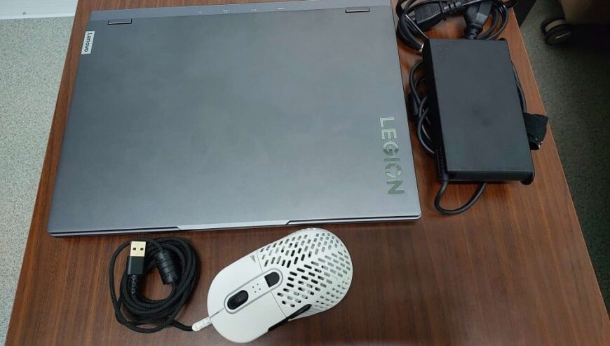 RTX 4060 8gb/2TB SSD/OLED Display