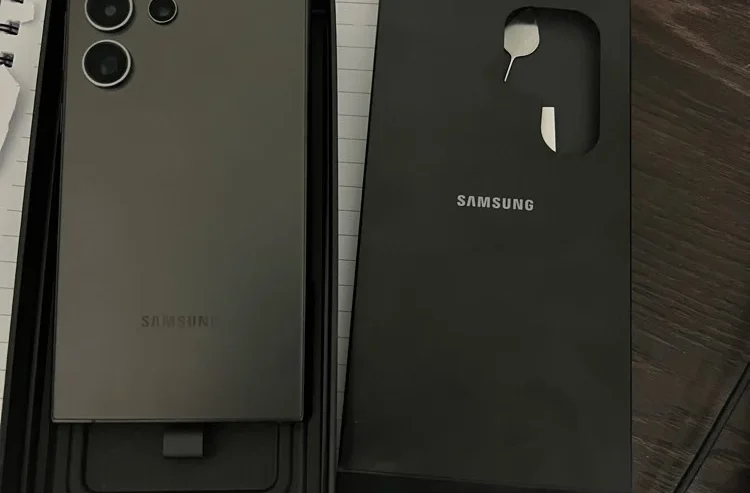 New Galaxy S24 Ultra | 256GB