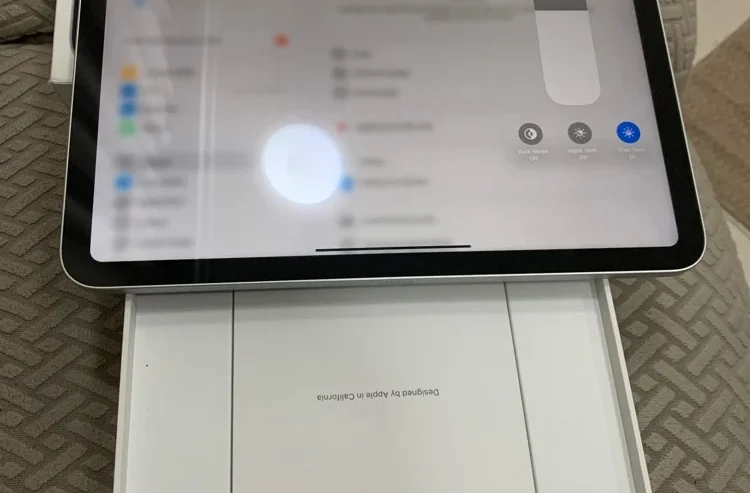 iPad10 64GB warranty 4 months