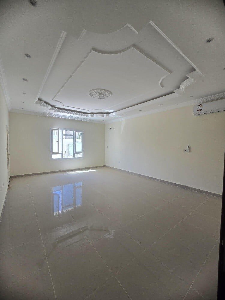 فيلا مكيفة للايجار ب ام قرن