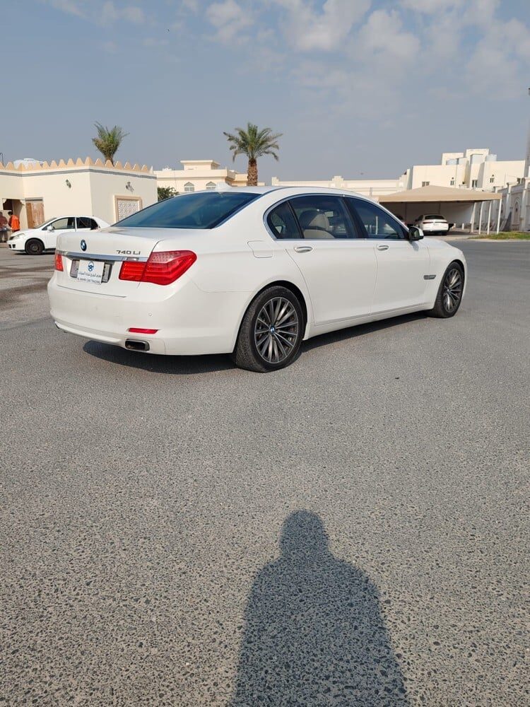 BMW 740