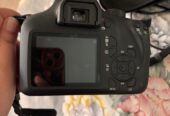 URGENT-  EOS400D CANON CAMARA FOR SALE