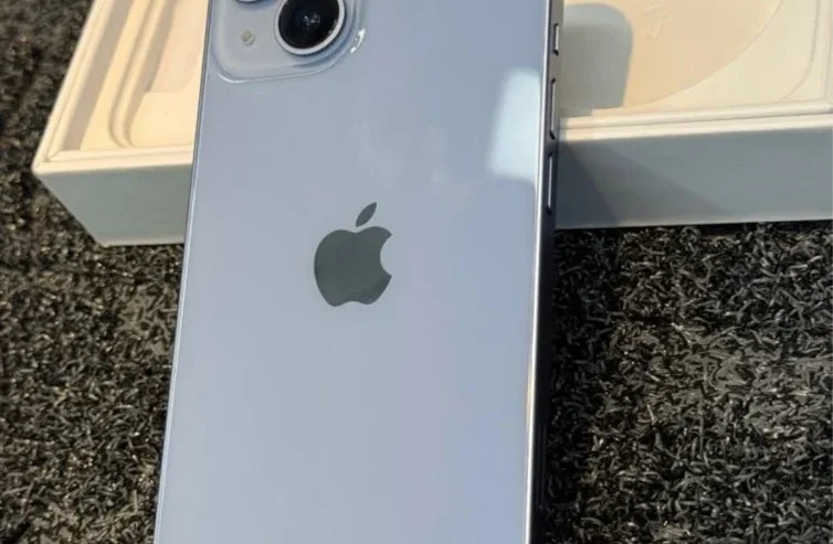 ip14/128 in mint condition BH89%