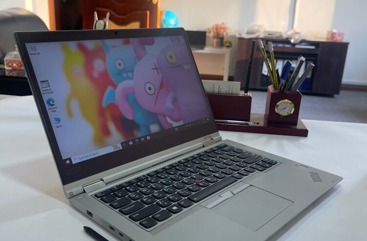 Lenovo thinkpad th8 gen touch