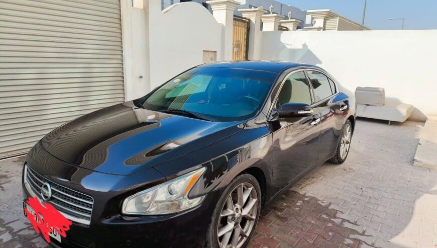 Nissan Maxima 2010