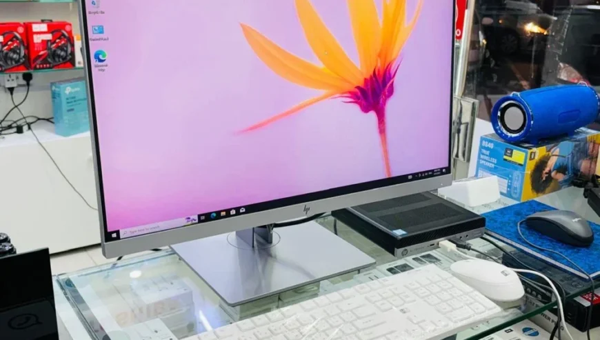HP MINI COMPUTER BUNDLE
