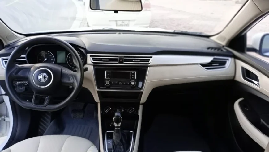 MG 5 2020 km:121000