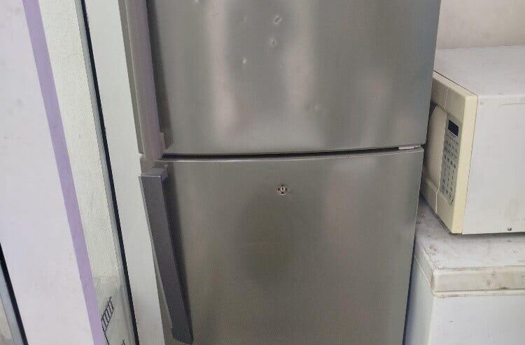 Samsung refrigerator for sale