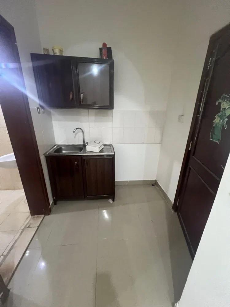 Big Studio Space for Rent in Azagawa