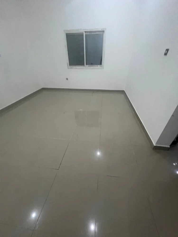 Big Studio Space for Rent in Azagawa