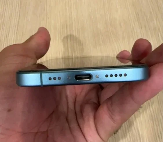IPHONE 16 128 GB