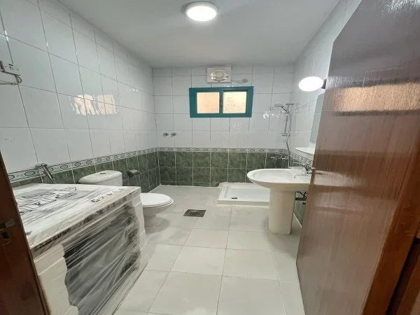 2BHK, Umm Ghwilina