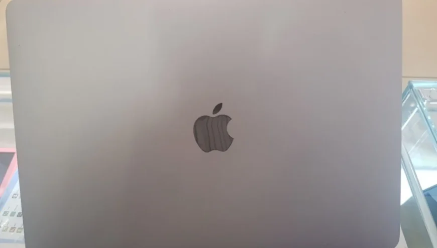 macbook air 2020