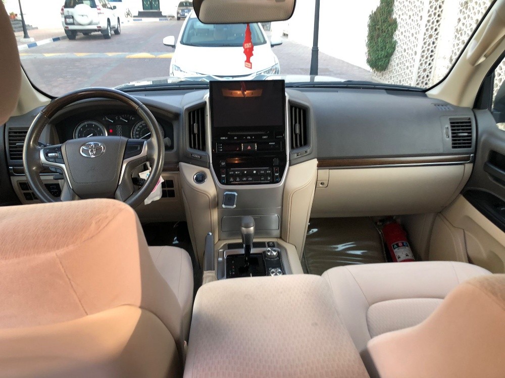 TOYOTA LAND CRUISER 2021