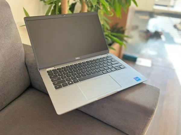 Dell Core i7 10 gen32 Ram 500 SSD