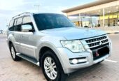 Mitsubishi Pajero2015 full option