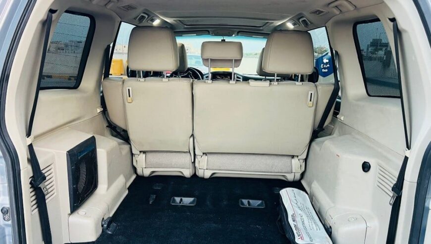 Mitsubishi Pajero2015 full option