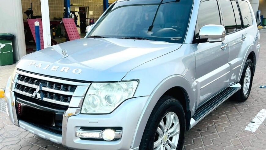 Mitsubishi Pajero2015 full option