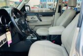 Mitsubishi Pajero2015 full option