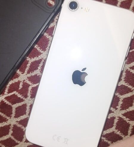 iphone SE 64 gb all original