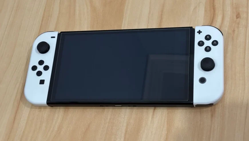 Nintendo Switch (Full Set with Box)