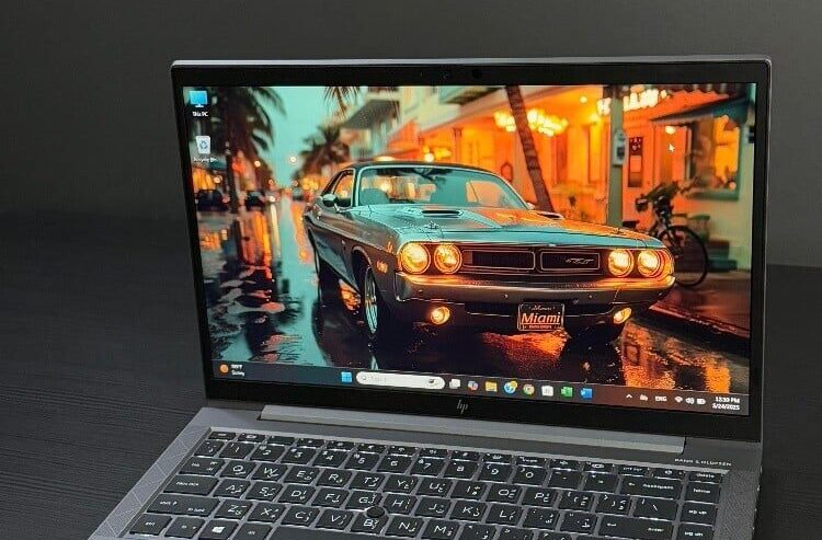 ZBOOK I7 EVO 10 GEN 16 RAM SSD