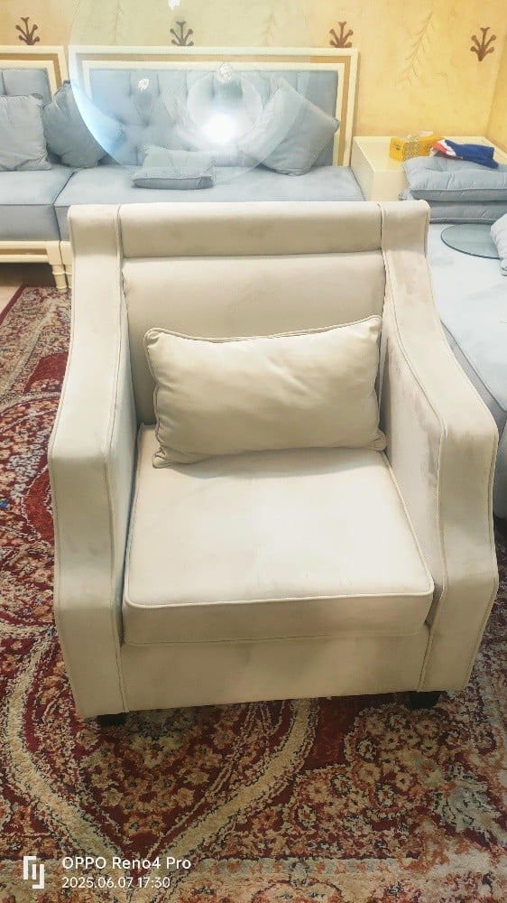 Sofa good conditions