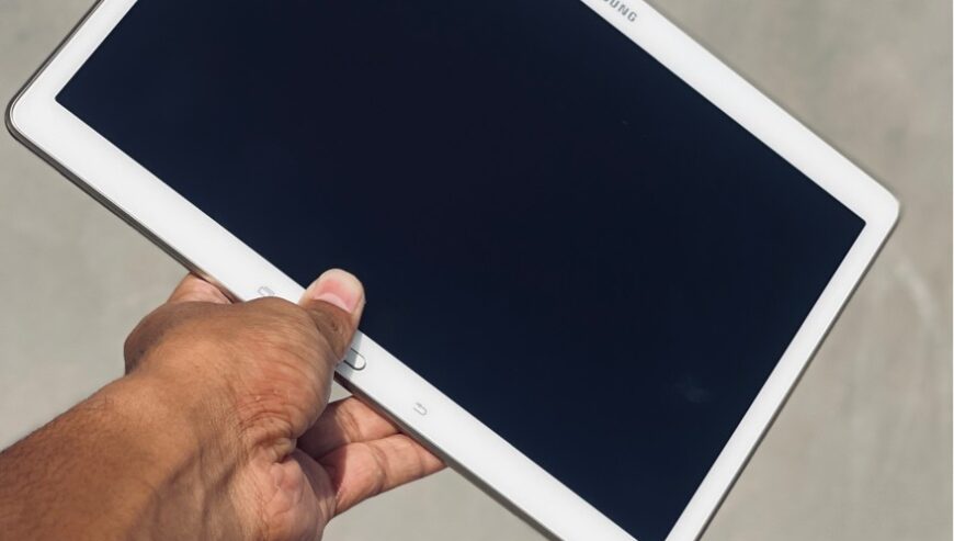 SAMSUNG TAB GOLD 16gb WithCharger