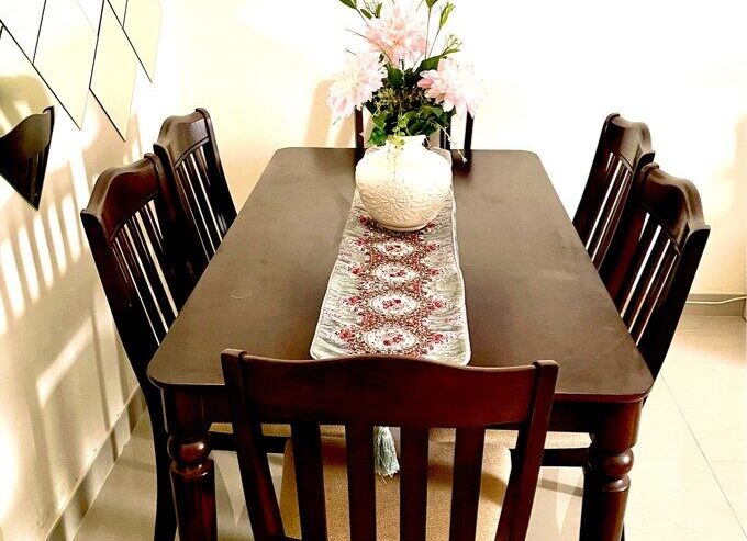 6-Seater Dining Table