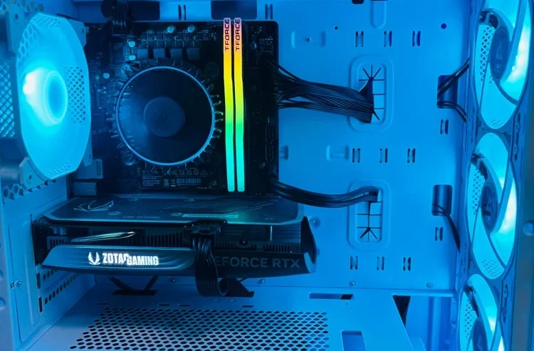 GAMING PC RTX 4060 TWIN EDGE