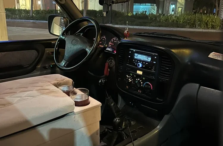 Land Cruiser 2000 G Standard