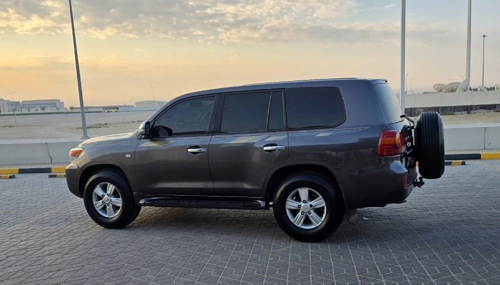 Toyota Land Cruiser (Modified to 2015)