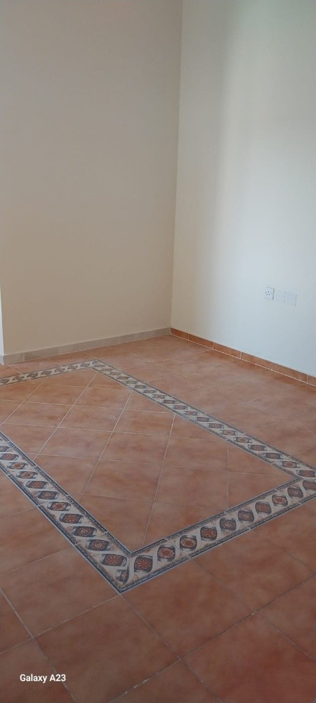 studio in Al Khraiteyat.  no commission