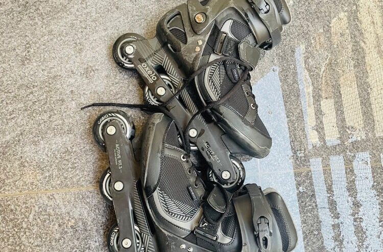 Oxelo skating shoes