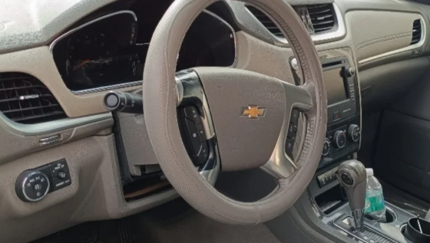 Chevrolet Traverse K M little