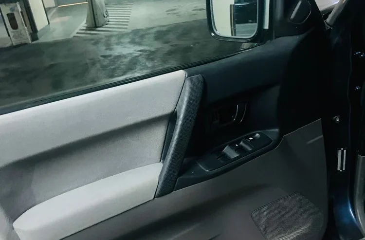 Mitsubishi Pajero NEW FACE