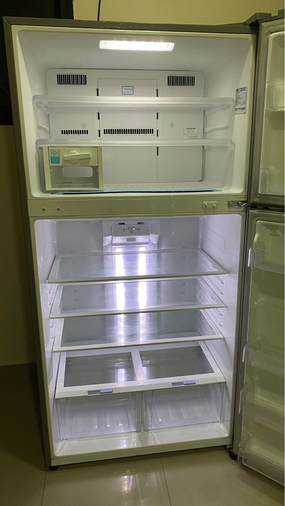 LG large refrigerator