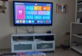 TV LG 45 INCHS