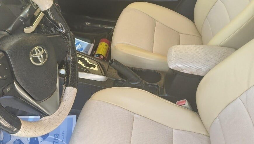 Toyota Corolla 2015