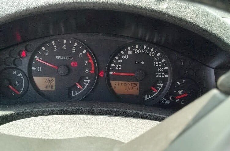4 wheel drive, clean car