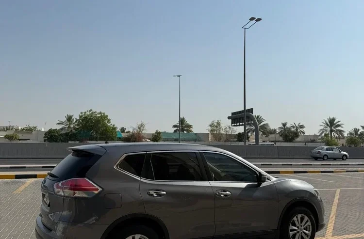 Clean 2015 Nissan X-Trail