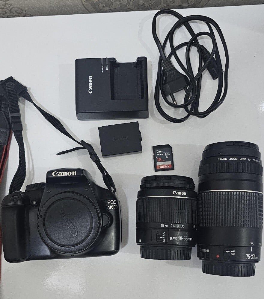 Canon EOS 1100D