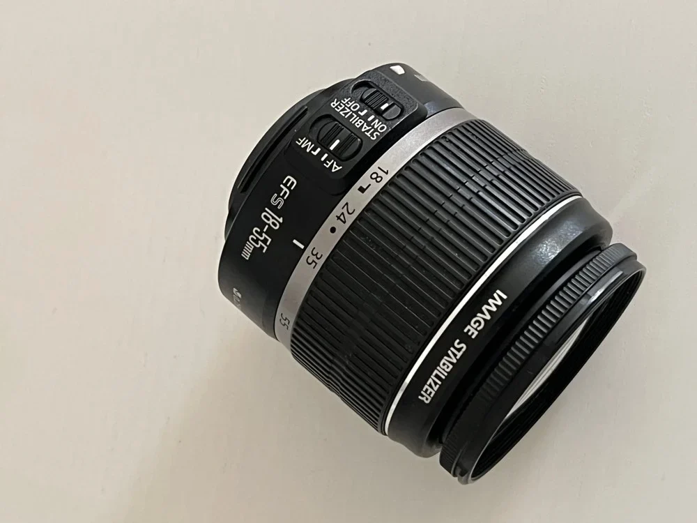 Canon lens EFS 18-55mm