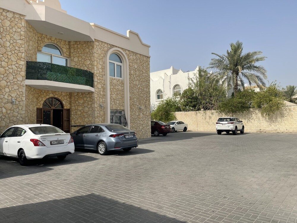 1 bhk @ Aziziya near metro