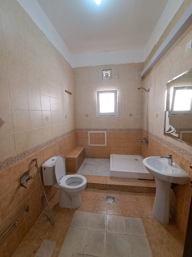 1 bhk @ Aziziya near metro