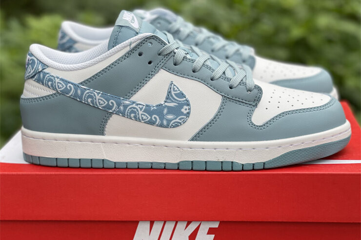 Nike Dunk Low “Blue Paisley”